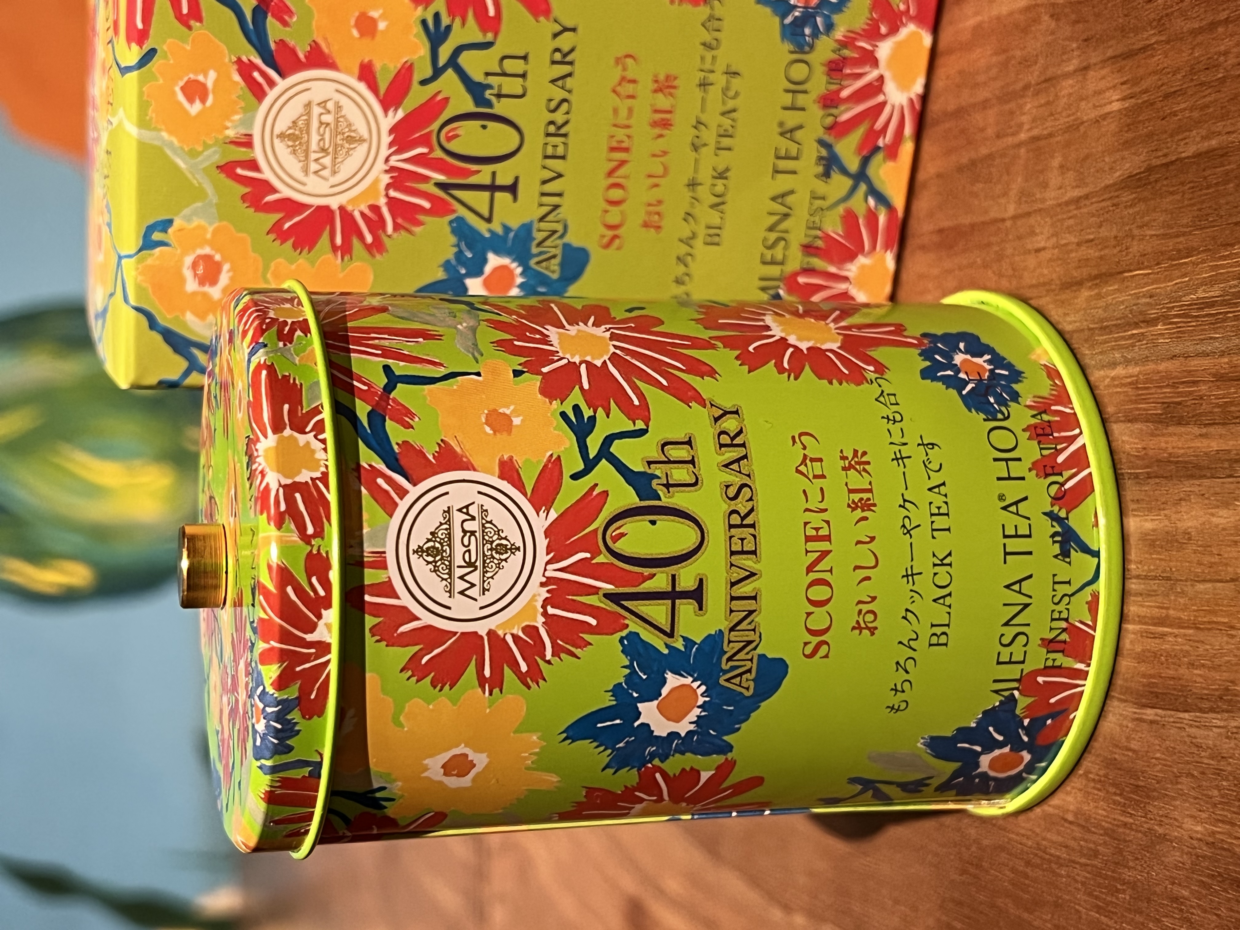 ムレスナティー 40th ANNIVERSARY 缶